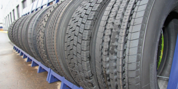 Как выбрать шины для грузовиков