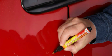 Закрашиваем царапины автомобиля