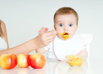 Прикорм ребенка на искусственном вскармливании