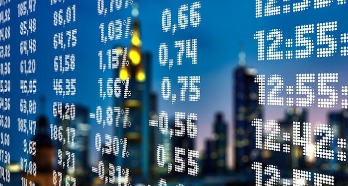 Неглубокий спад экономики оценили в России