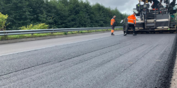 Пять миллиардов рублей выделили на строительство дорог в России
