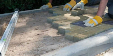 Этапы и правила укладки тротуарной плитки на песок