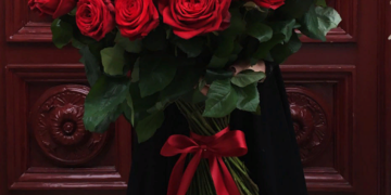 Идеи создания и оформления букета цветов из голландских роз