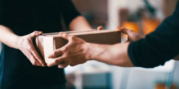 Как правильно выполнить доставку документов и советы