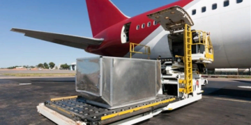 Как выполнить авиаперевозки грузов и советы