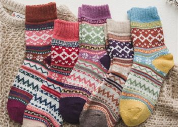 Стоит ли дарить носки и как выбрать соответствующий случаю продукт?