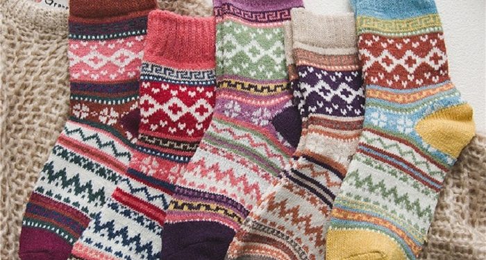 Стоит ли дарить носки и как выбрать соответствующий случаю продукт?