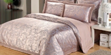 Постельное из сатина: достоинства, виды и критерии выбора