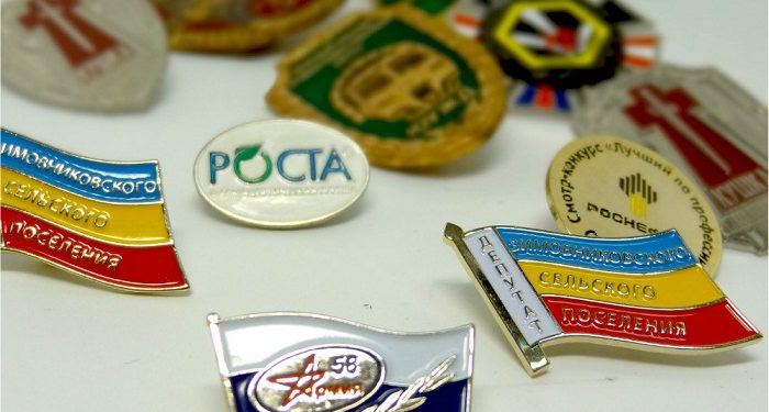 Штампованные значки: технология и правила изготовления