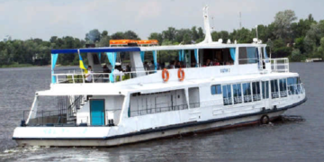 Как арендовать теплоход и основные рекомендации