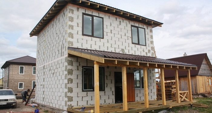 Преимущества использования газобетонных блоков для строительства дома