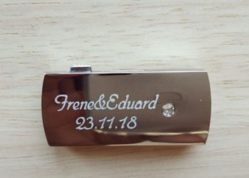 Флешки с гравировкой: достоинства и способы изготовления