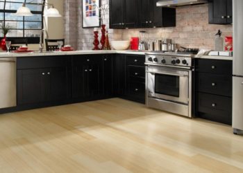 Ламинат для кухни: требования к покрытию и монтаж