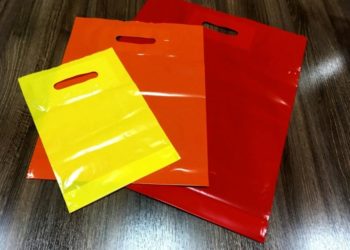 Почему лучше взять с собой в магазин пакет банан: достоинства изделия