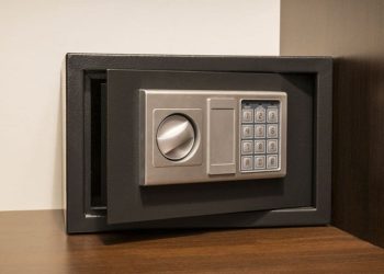 Разновидности сейфов: выбор наиболее надежной конструкции