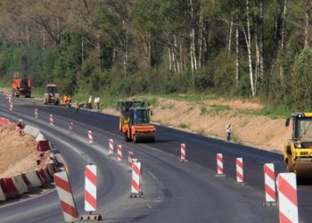 Правила и этапы работ при укладке асфальтобетонной смеси