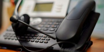 Как воспользоваться помощью колл-центра банка Авангард