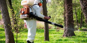 Правила и этапы проведения акарицидной обработки от клещей