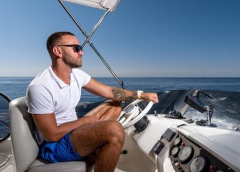 Обучающие курсы для управления яхтой: этапы обучения