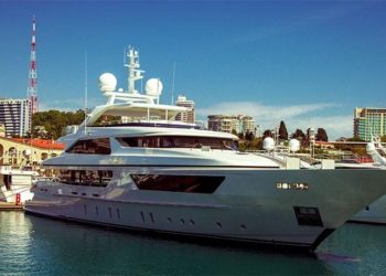 Как грамотно арендовать яхту и в чем достоинства такого отдыха?