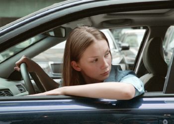 Как скоротать время в пробке: чем заняться в пути?