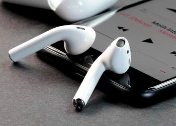 Как исправить ситуацию, если Айфон не видит наушники: последовательность действий