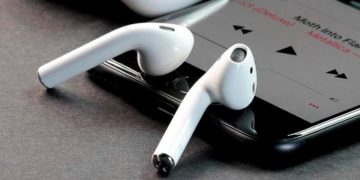 Как исправить ситуацию, если Айфон не видит наушники: последовательность действий