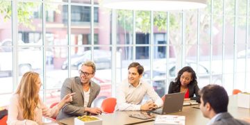 Какие услуги можно получить, обратившись в компанию International Business