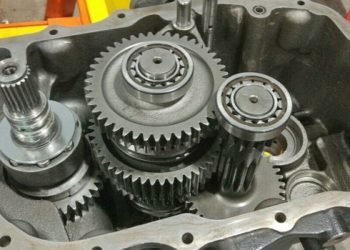 Особенности ремонта КПП спецтехники и общие правила процесса
