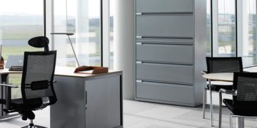 Достоинства металлических шкафов для офиса и советы по выбору