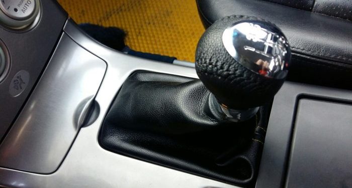 Ручка коробки передач и ее назначение: ключевые функции