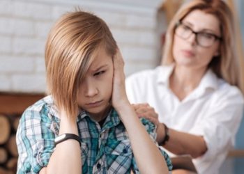 Трудный возраст у подростка: полезные советы родителям и мнение психологов