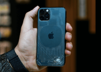 Замена заднего стекла на iPhone: как использовать лазер?