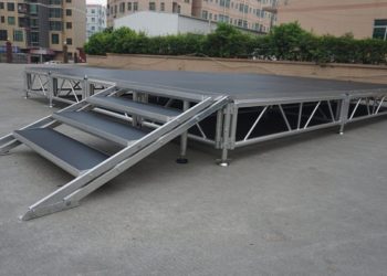 Как собрать и установить подиум на металлическом каркасе?