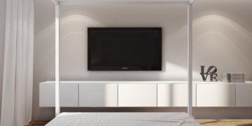 Каким должен быть телевизор для установки в спальне: ключевые характеристики