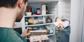 Что делать если холодильник не морозит: как решить проблему?