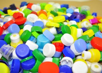 Материалы, которые применяются для изготовления бутылочных пробок, и их виды