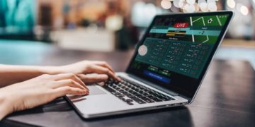 Зеркало букмекерской конторы: что это такое и как работает?