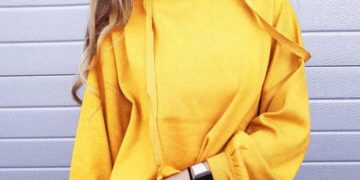 С чем носить худи и как правильно сочетать с остальными предметами женского гардероба