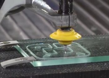 Плазменная резка стекла: особенности технологи и этапы проведения