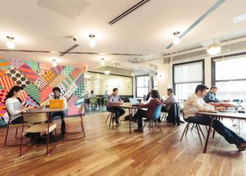 Как оборудовать удобный коворкинг и положительные стороны его использования