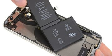 Правила замены аккумулятора на Айфоне и подробности процедуры