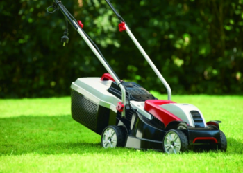 Главные достоинства электрических газонокосилок