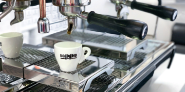 Как выбрать профессиональную кофемашину и советы