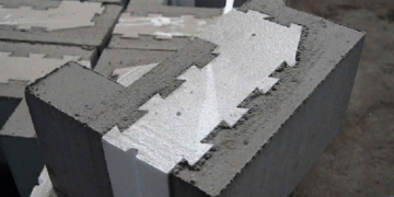 Трехслойные теплоблоки: достоинства и применение