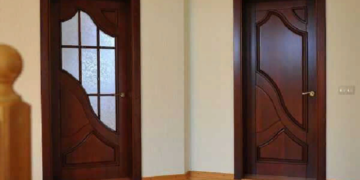 Установка деревянной межкомнатной двери и советы