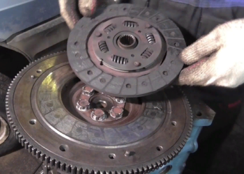 Ремонт сцепления на грузовике: правила и этапы