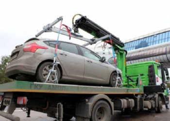 Вызов эвакуатора: правила, этапы и советы