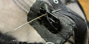 Как правильно пришить крючок к шубе и советы