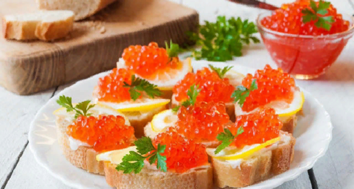 Что интересного можно приготовить с красной икрой